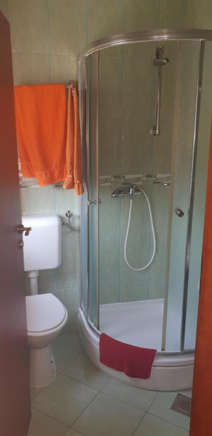 Klet Jana Bed & Breakfast Jastrebarsko Luaran gambar