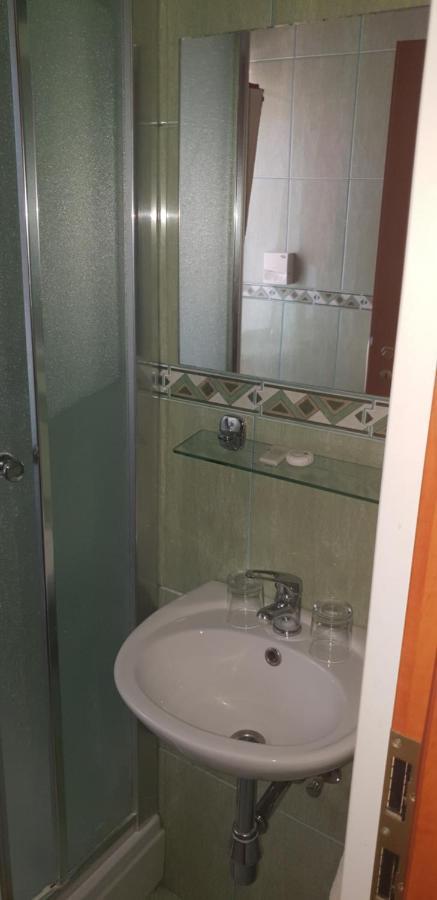 Klet Jana Bed & Breakfast Jastrebarsko Luaran gambar